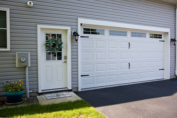24/7 Emergency Garage Door Panel Replacement experts in West View, PA